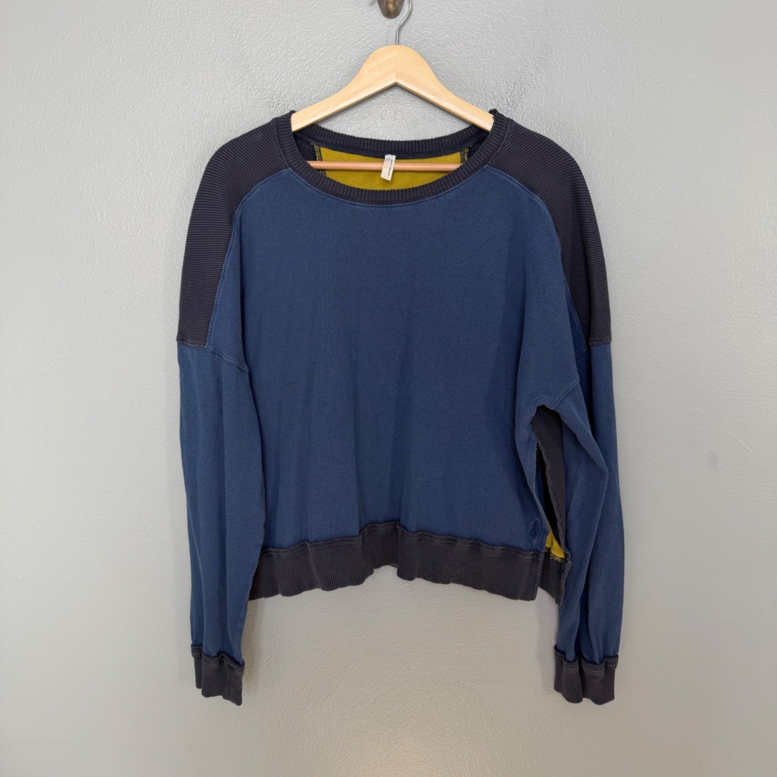 FREE PEOPLE MOVEMENT side split patchwork back sw… - image 1