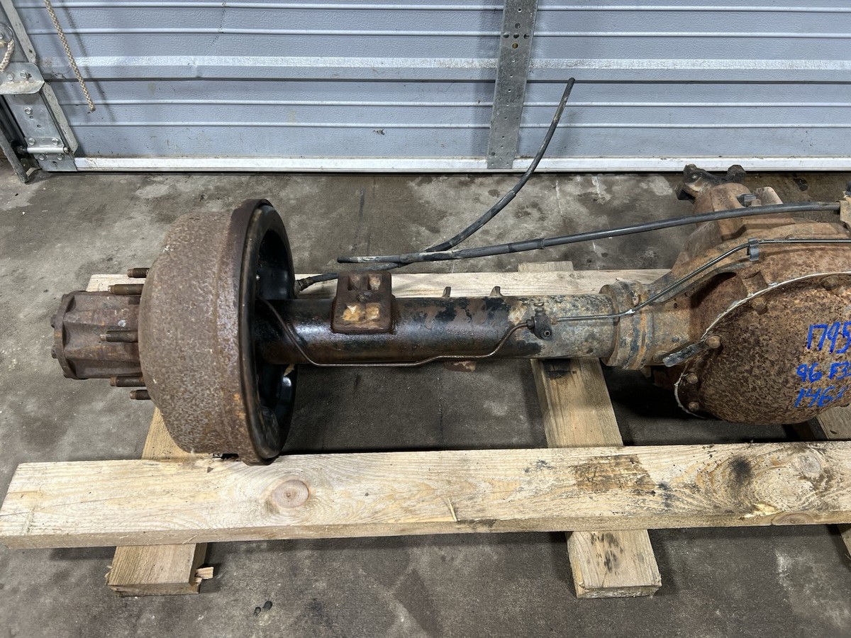 1996 Ford F-350 Single Rear Wheel Rear Axle Assembly 4x4 OBS Gear