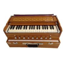 TEAK WOOD COLOR HARMONIUM *ITEM LOCATED IN USA. SHIPS WITHIN 24 HOURS*BRAND NEW*