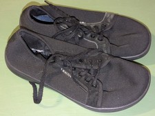 WHITIN Cross-Trainer Barefoot Minimalist Shoe Zero Drop Sz 41 Black Women's 10