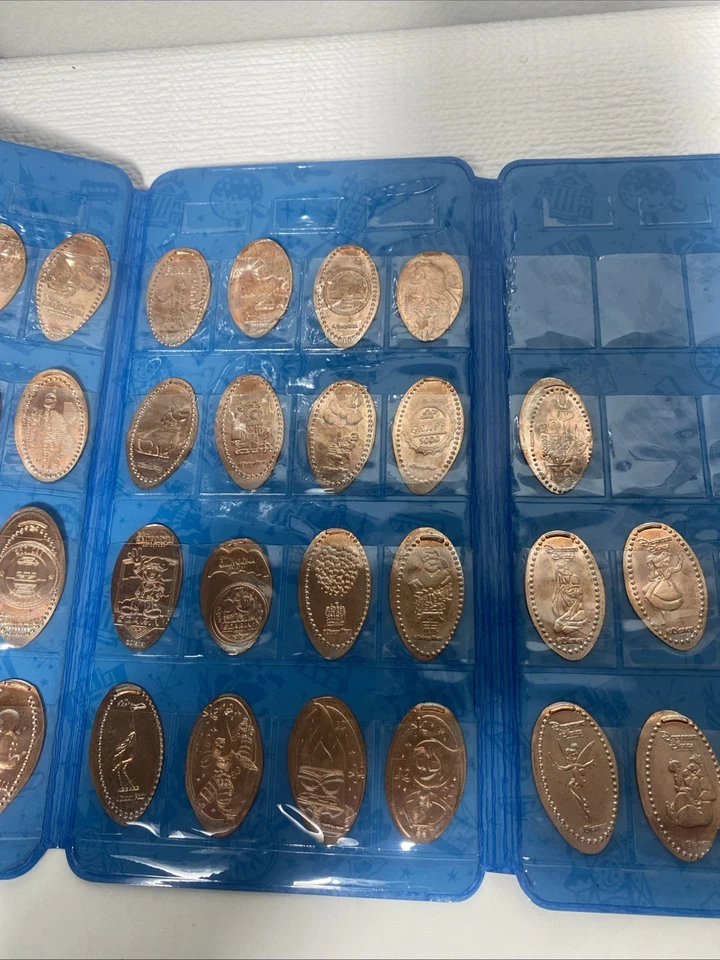 "Play in the Park" Pressed Coin Penny Book with 42 coins & 6 Star wars coins - Image 4 of 4