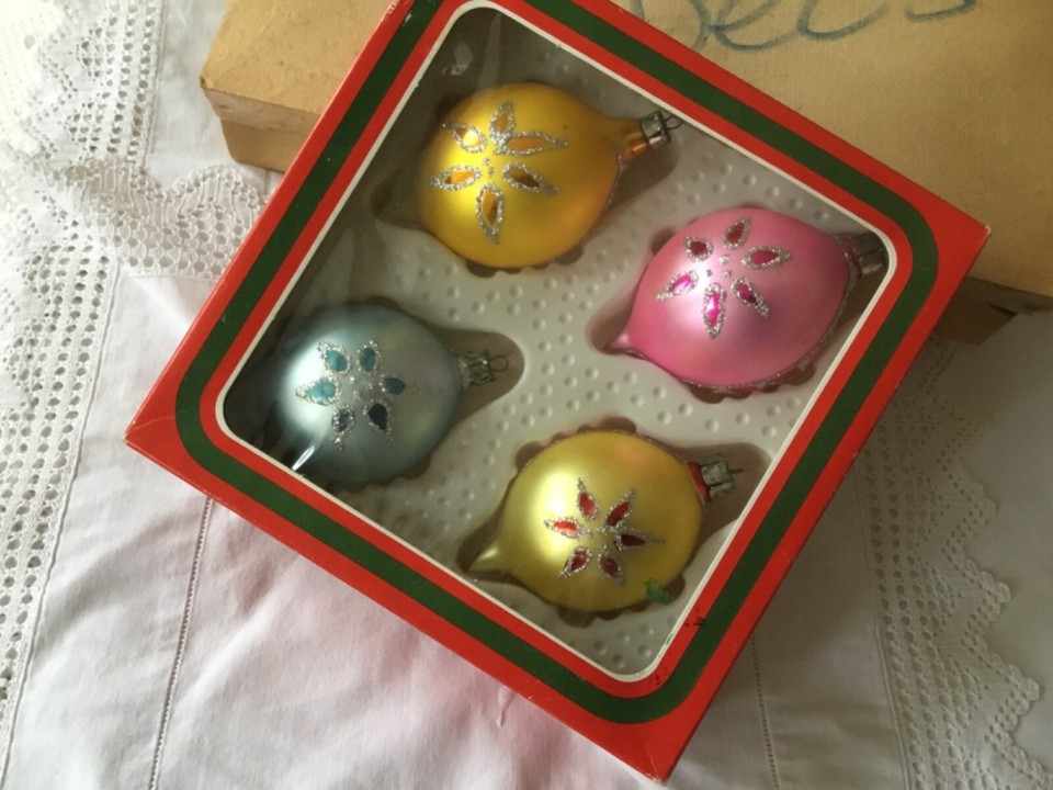 Vintage Box 60/70s Glass Christmas Tree Baubles Decorations eBay