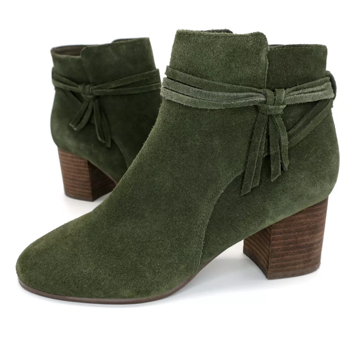 Violet and red booties 2025