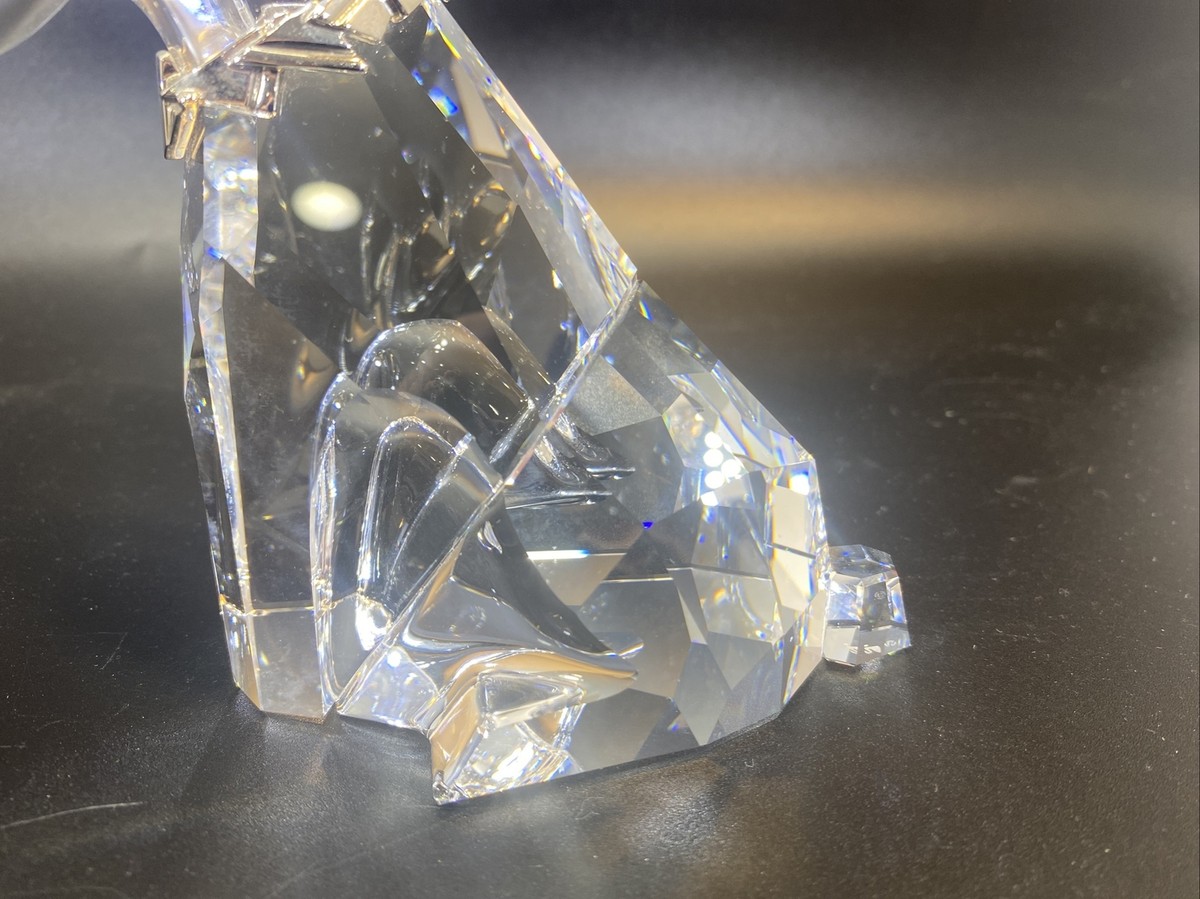 Swarovski The Dog Crystal Figurine 289202 Classics Swarovski The Dog Crystal Figurine 289202 Classics