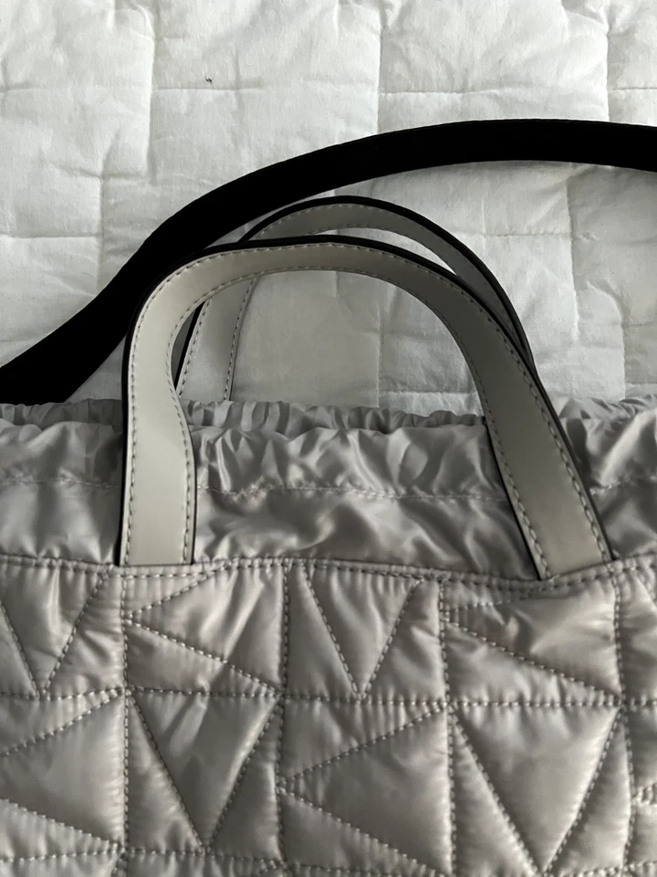 🌟 Mochila Michael Kors Winnie Lg Acolchada Lona Cordón Aluminio Foto 4 de 4