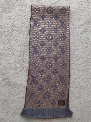 LOUIS VUITTON Logomania Gray Shiny Bronze Wool Esharp Long Scarf