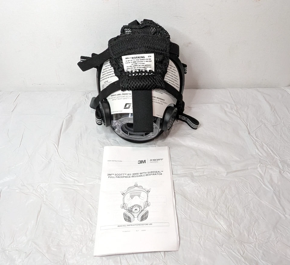 3M Scott AV-3000 SureSeal Facepiece 5-Strap Poly Medium 805774-82 7100293261 - Image 3 of 4