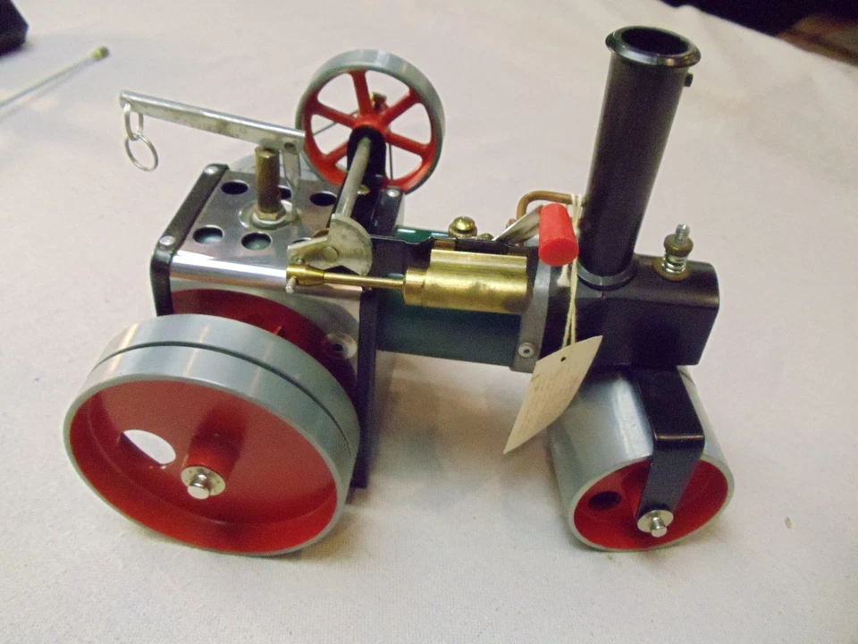 全新 Mamod 蒸汽滚轮 - 英国制造 - Live Steam 从未使用原装盒 — 第 4/4 张图片