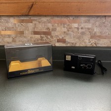 Kodak Disc 6000 Camera Outfit w/ Wristlet  Plastic Case Tested  Works 