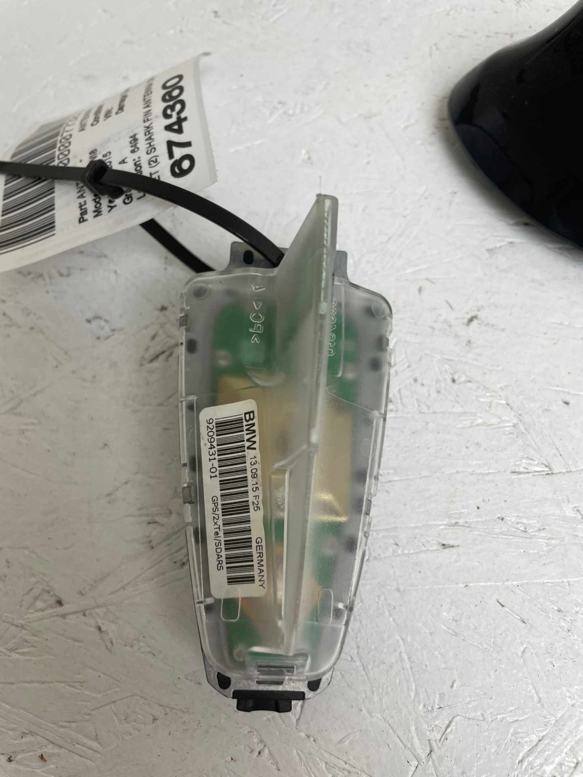 2014-2020 BMW I8 SET (2) SHARK FIN ANTENNA WITH COVER MODULE 9209431 9227776