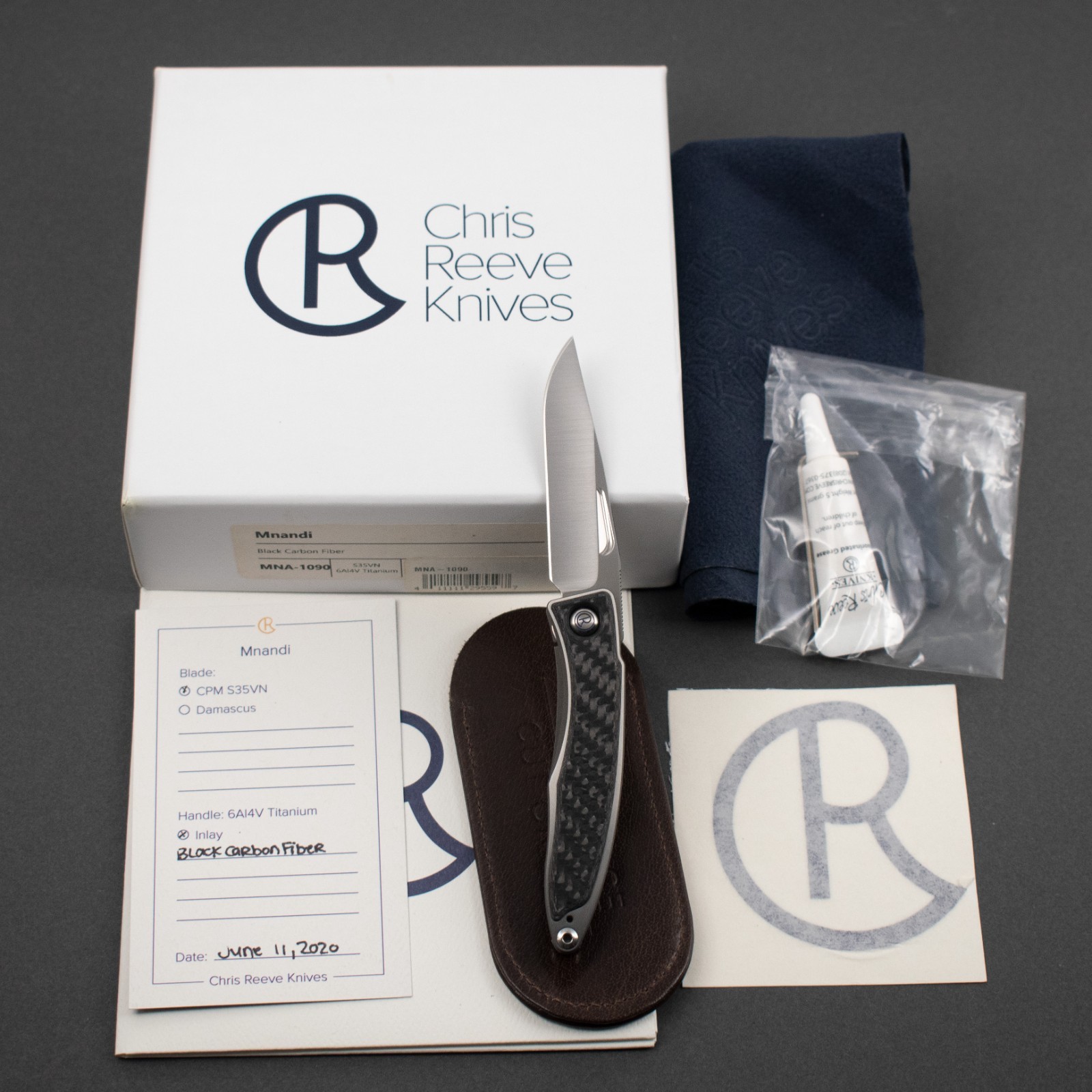 NEW! Chris Reeve Mnandi, Carbon Fiber Inlays (Gen 2), Polished Blade w/ Full Kit