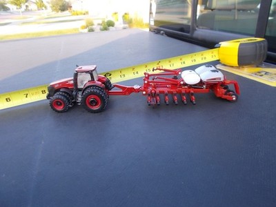 Ertl 1/64 Case IH 380 Magnum Farm Toy Tractor 2150 Early Riser Corn Planter Set