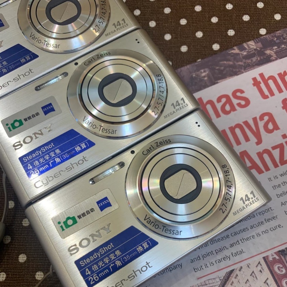 SONY Cyber-shot DSC-W320 14.1 MP 3x Optical Zoom Digital Camera