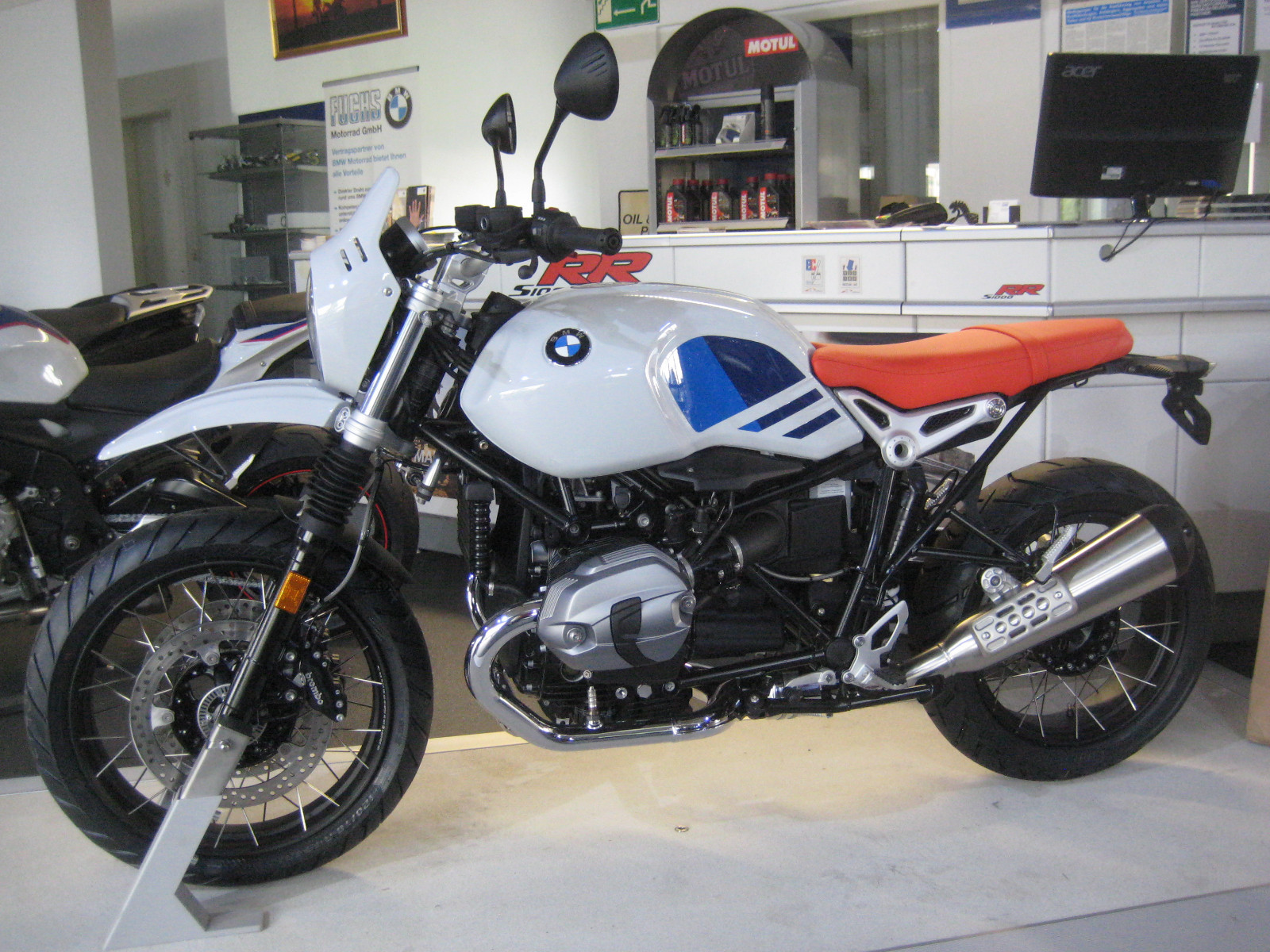 Élévateur Central Pour Moto BMW RnineT - Support De Garage BT, Neuf, Fabriqué En Allemagne