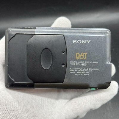 Sony WMD-DT1 DAT Walkman Digital Audio Tape Player Portable 32