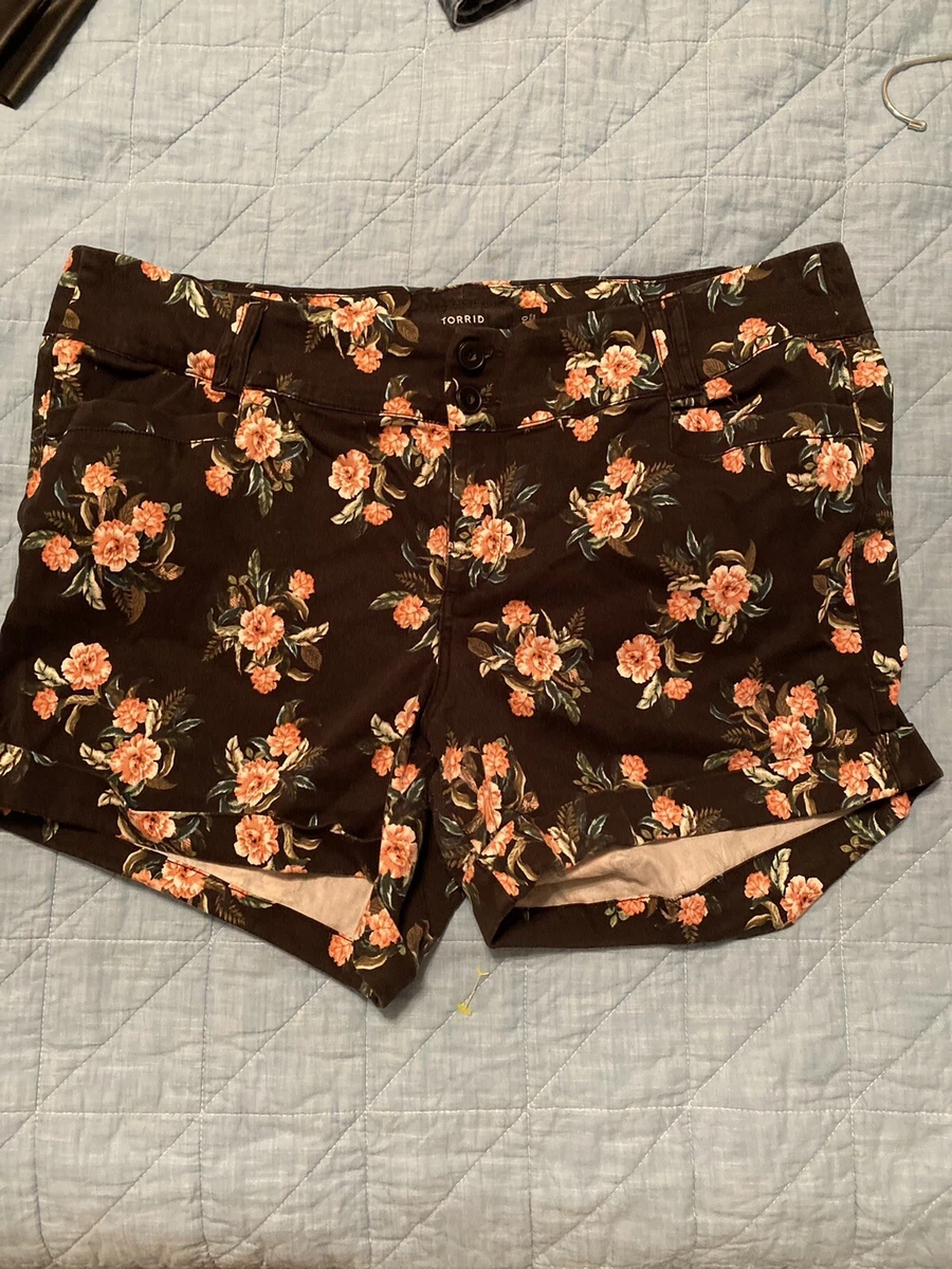 Torrid floral best sale shorts