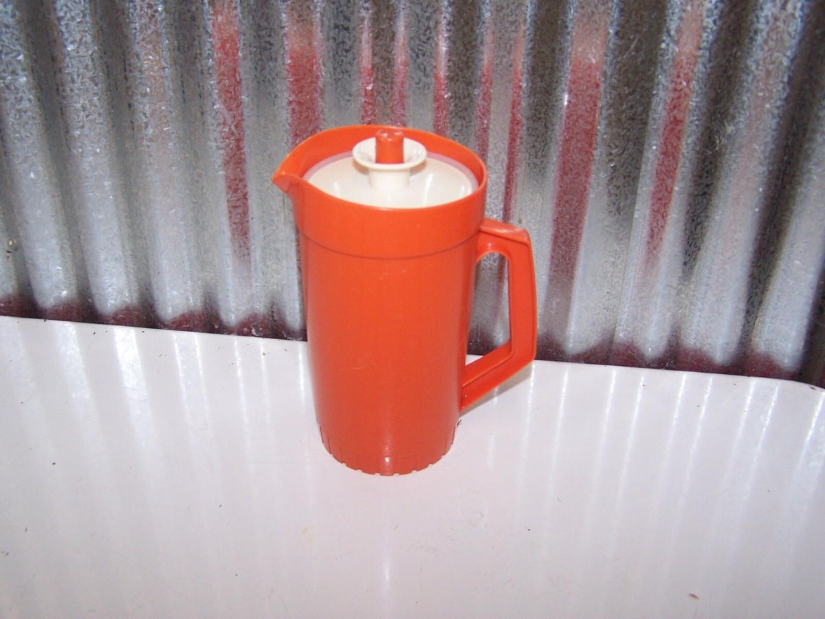 Vintage TUPPERWARE TOYS Pitcher with Lid 1399-8 | eBay