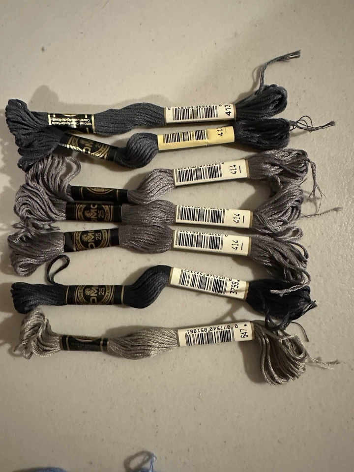 HUGE Lot Skeins & Cards of Embroidery Thread Floss Cross Stitch,New&Used 1b - Image 4 of 4