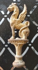 Antiguo remate de dragón dorado Griffin de mediados del siglo XIX 4,75" X 1,5"