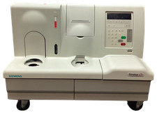 SIEMENS STRATUS CS FLUOROMETRIC ANALYZER ACUTE CARE DIAGNOSTIC SYSTEM @