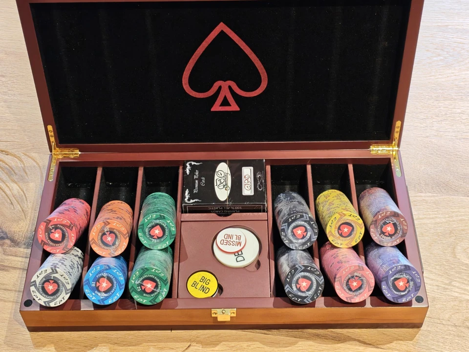 300 Professional Poker Stars Set - EPT Design - Ceramic Chips, Tokens New - Cards Original Box - Image 2 of 4