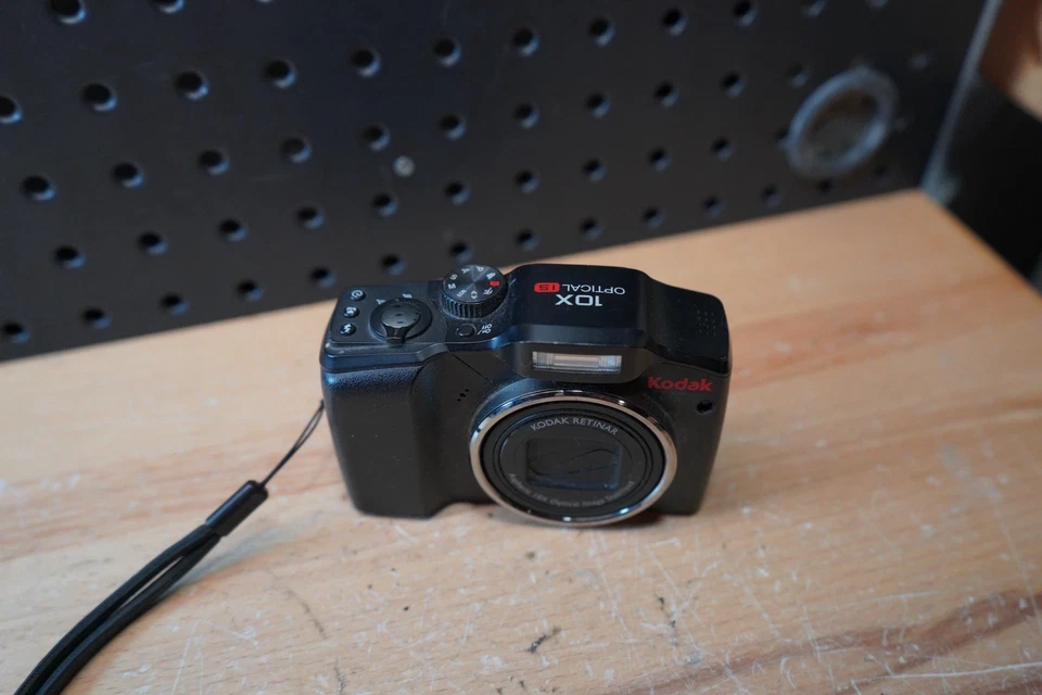 Cámara digital (C) Kodak EasyShare Z915 Foto 2 de 4