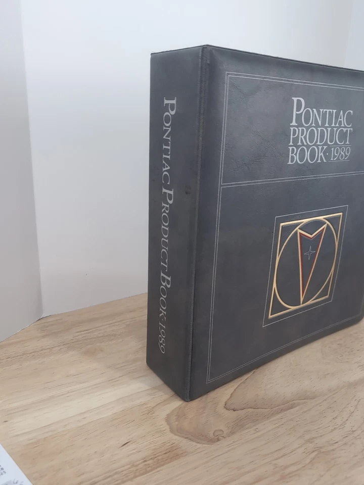 Pontiac 1989 álbum de concesionario libro de información del producto Firebird, Grand Am, guía de datos de datos Foto 3 de 4