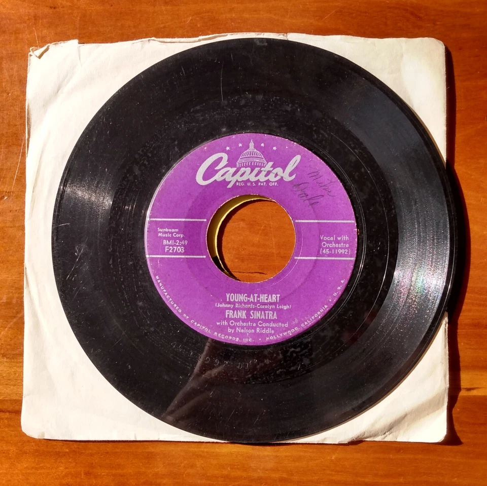 LOT: 9 Vocal Pop 7" Singles incl Frank Sinatra, Nat King Cole, Billy Ward, Ames Foto 2 de 4