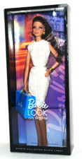 The Barbie Look City Shopper Bruna 2012 Mattel 9196 Moda Ritirata Nuovo con scatola