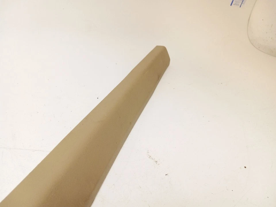 2007 Audi A4 acabamento frontal direito um pilar fabricante de equipamento original 48732 - Imagem 4 de 4