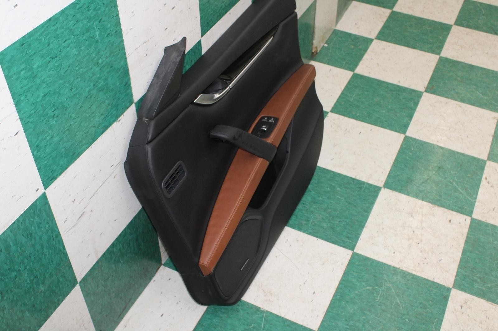 Maserati Ghibli 2014-2017 Front Right Door panel Brown