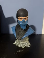 Diamond Select Sub Zero Resin Bust