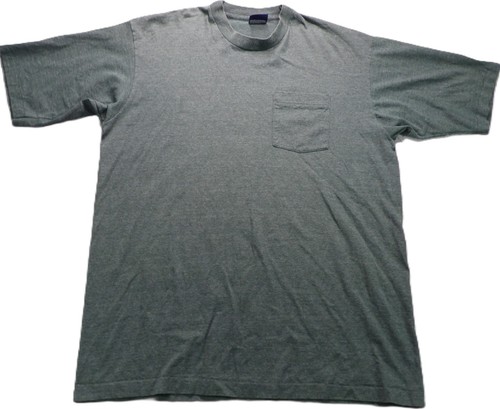 Gray VTG men’s short-sleeve pocket tee with single stitch, front pocket, and long sleeves.