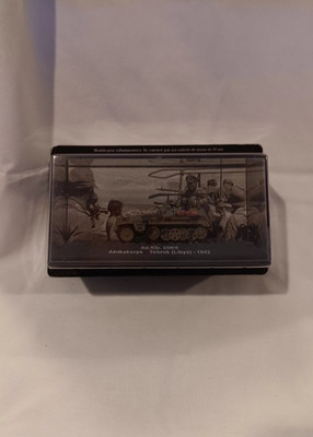 Sd. Kfz. 250/5 Afrikakorps Tobruk (Libya)-1942 die cast metal tank model