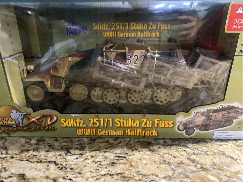 NIB Ultimate Soldier WW2 German Sd.Kfz.251/1 Stuka Zu Fuss Halftrack 1/18 Scale - Image 2 of 4