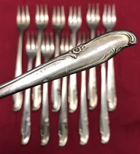 12 Pc ALLURE / TEATIME Silverplated 5.5"  COCKTAIL / SEAFOOD FORKS Wm Rogers Mfg