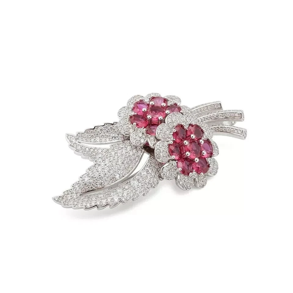 Broche broche flor bonito 2,85 quilates corte redondo rubí simulado chapado en oro blanco de 14 k Foto 3 de 4