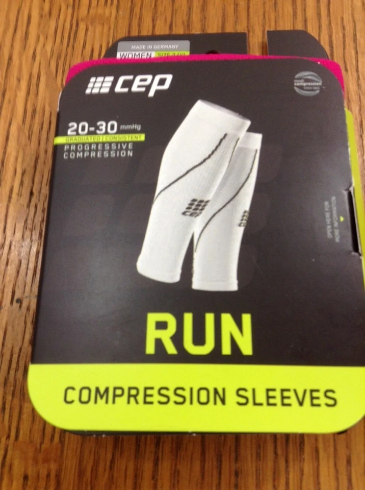 Cep Womens Compression Run Sleeves Size 2 (5693) - Image 3 of 4