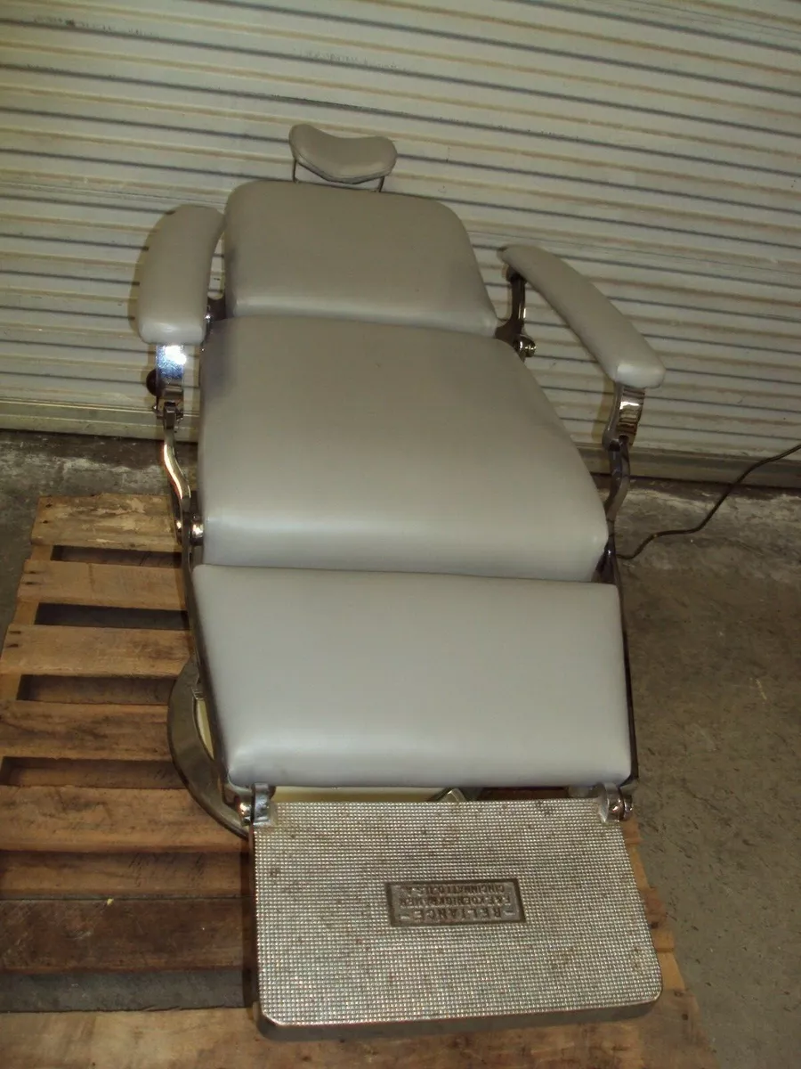 Reliance Koenigkramer Barber Chair Antique Vintage Electric Optometry Exam