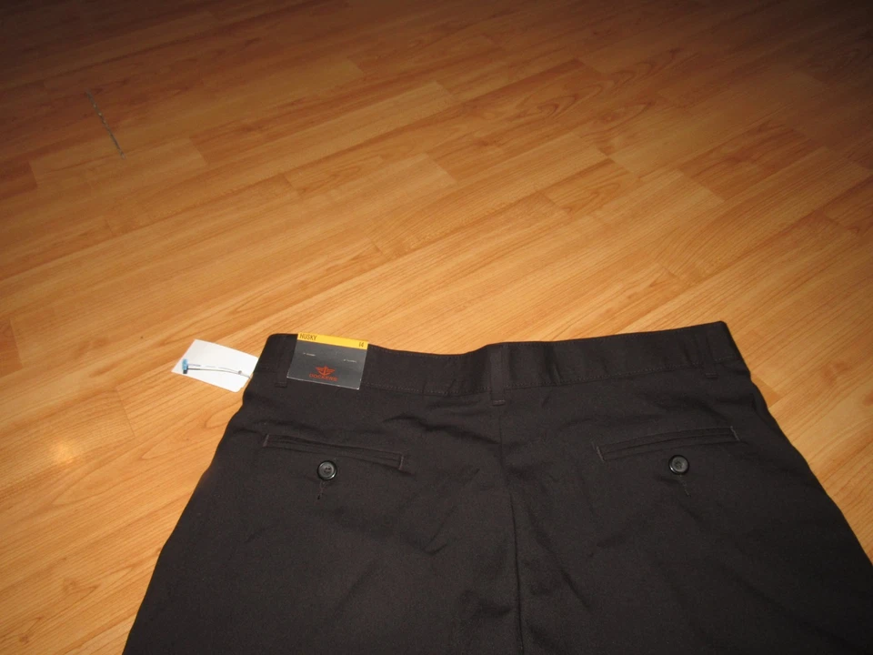 Nuevo con etiquetas Nuevo DOCKERS Niño Talla 18 Husky Negro Pantalones Frente Plano 33 X 30 Foto 3 de 4