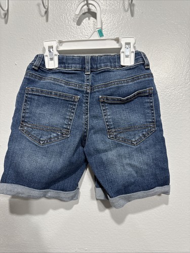 Cat & Jack Bermuda Total Flex Jean Shorts Blue Denim Stretch Cuffed Boys Size 5T - Picture 2 of 9