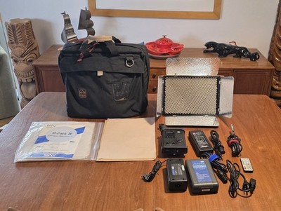 Aputure Light Storm LS 1s, Wireless Controller with Sony V-Mount,  + accessories