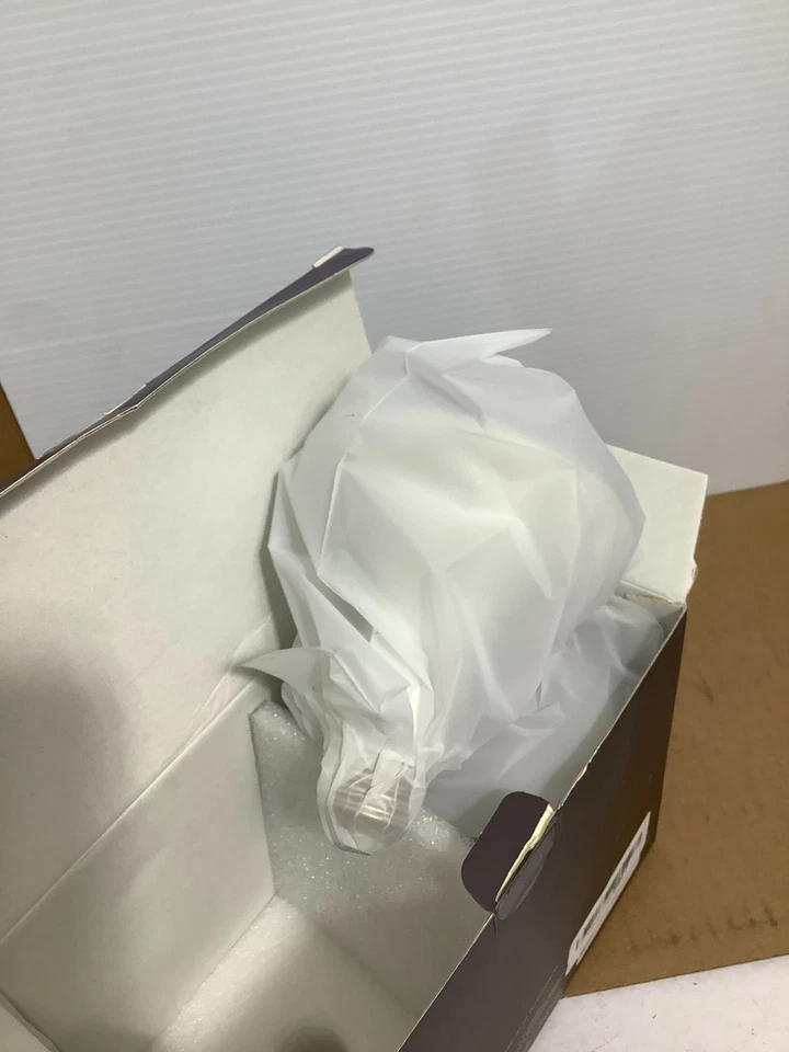 Govee H6010 RGBWW Smart LED Light Bulbs - Image 3 of 4