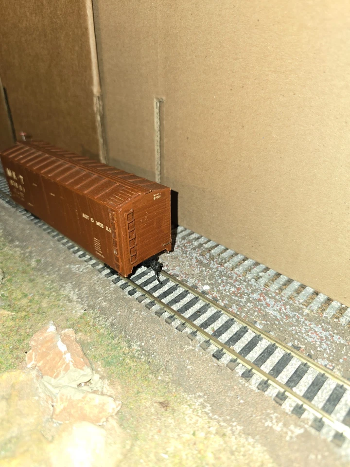 Vintage HO Varney Embossed Cardstock Sided Box Car, MKT Katy - Image 3 of 4