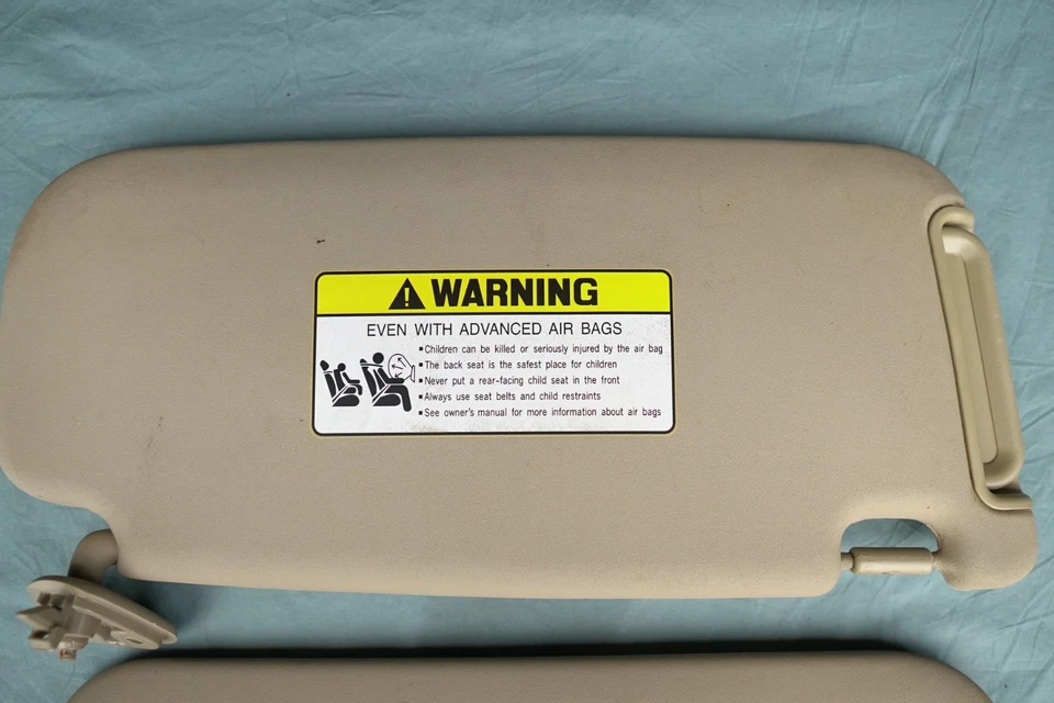 11-15 HYUNDAI ELANTRA Sun Visor Left And Right Hand Sun Visor Set - Image 3 of 4