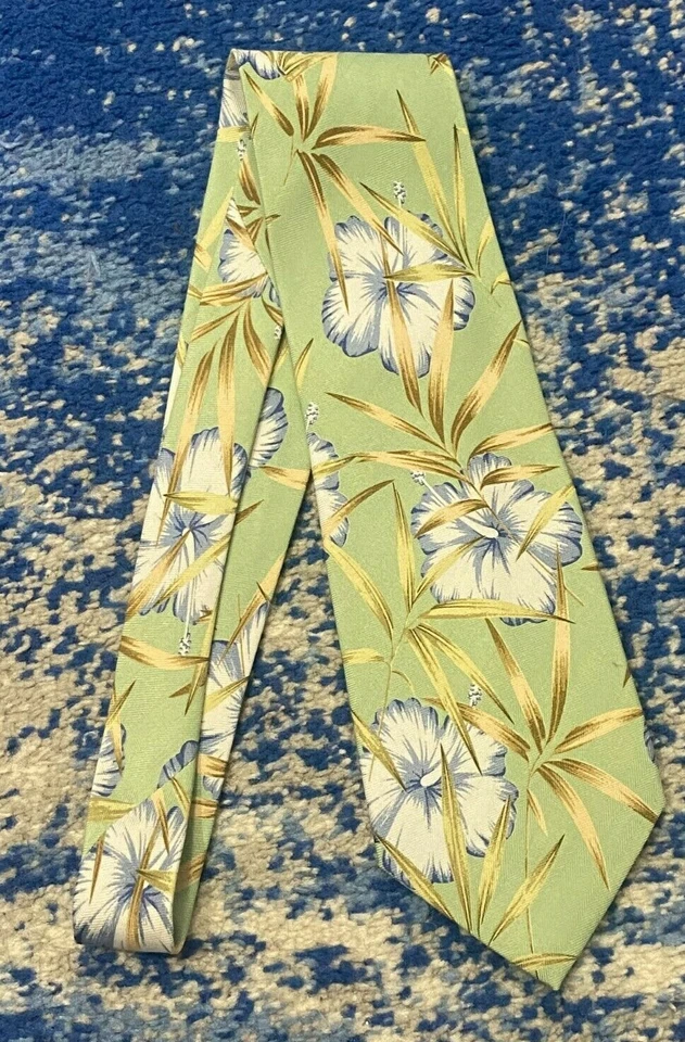 Corbata de seda hecha a mano Tommy Bahama verde azul beige tropical floral hibisco  Foto 2 de 4