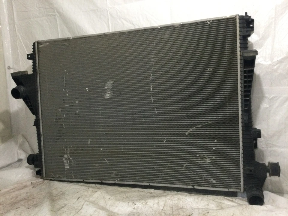 Ford F-250 2015 F-350 F250 F350 radiador Super Duty OEM BC34-8005-CG Foto 2 de 4