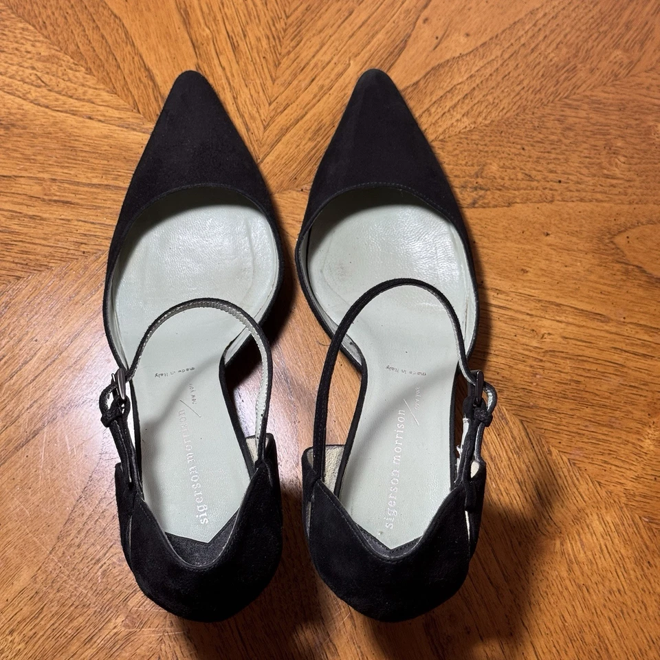 Sigerson Morrison ITALY Black Suede and Leather Kitten Heel Shoes - Image 2 of 4