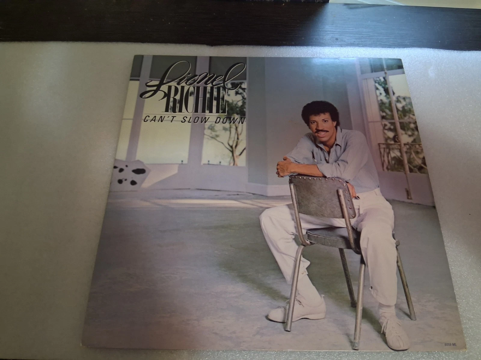 Lionel Richie Can't Slow Down Motown 12" 33 RPM Black Vinyl Record LP R&B