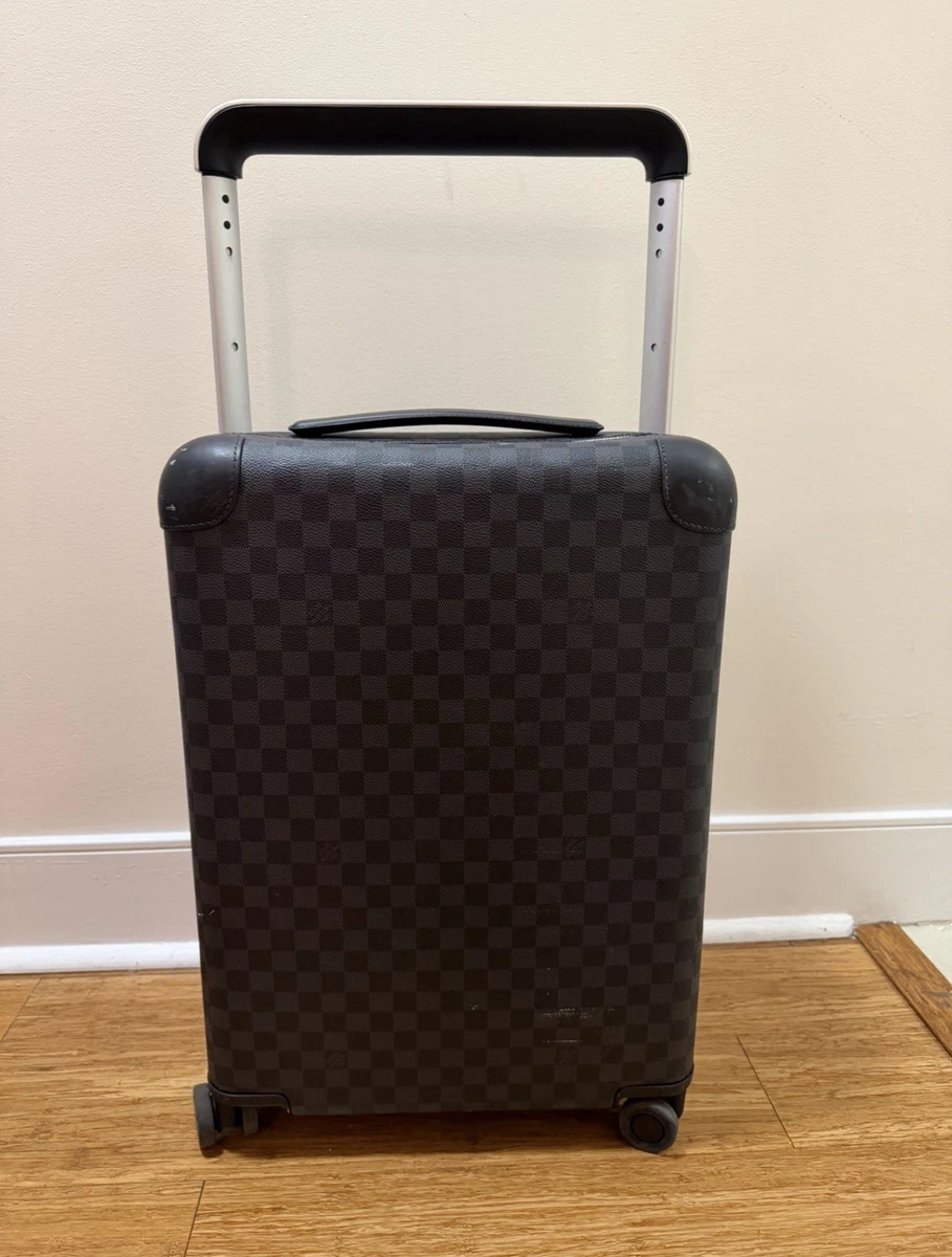Louis Vuitton Carry-Ons 19